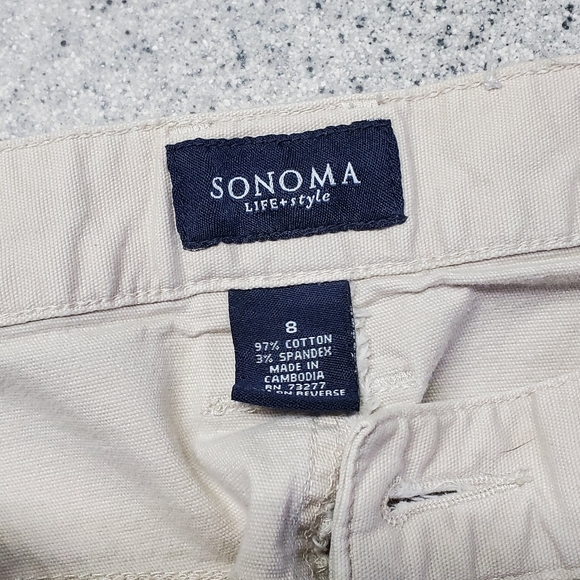 Capris - Picture 4 of 4